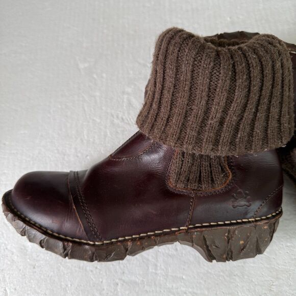 Size 6 - EUC El Naturalista Yggdrasil Red Leather Fold Over Sock Boots - Picture 4 of 11